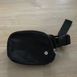 lululemon athletica Black Men's Bag